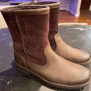 Ugg Foerster waterproof boots men’s size 11 dark brown suede/leather